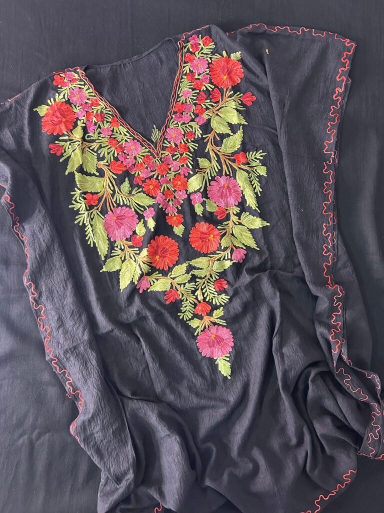 Crushed Cotton Kashmiri Kaftan - Black